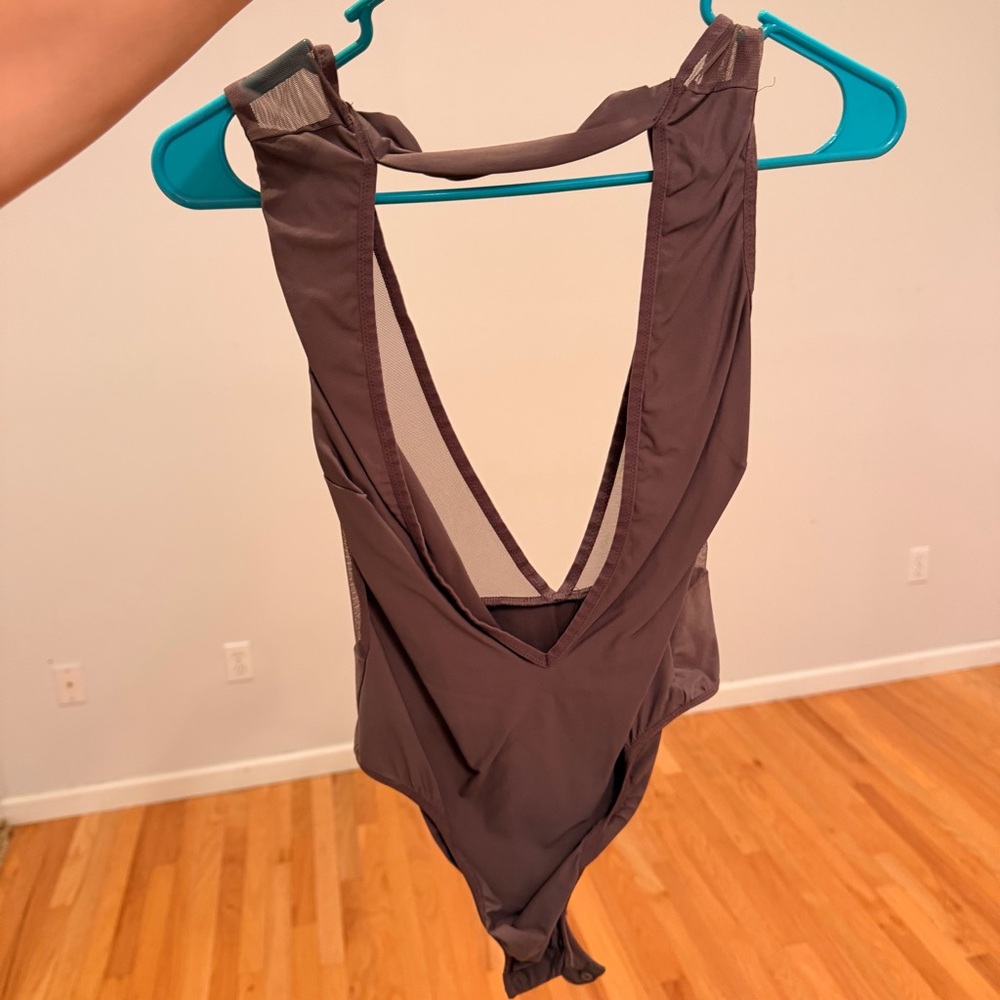 VICTORIAS SECRET MAUVE LOW CUT BODYSUIT